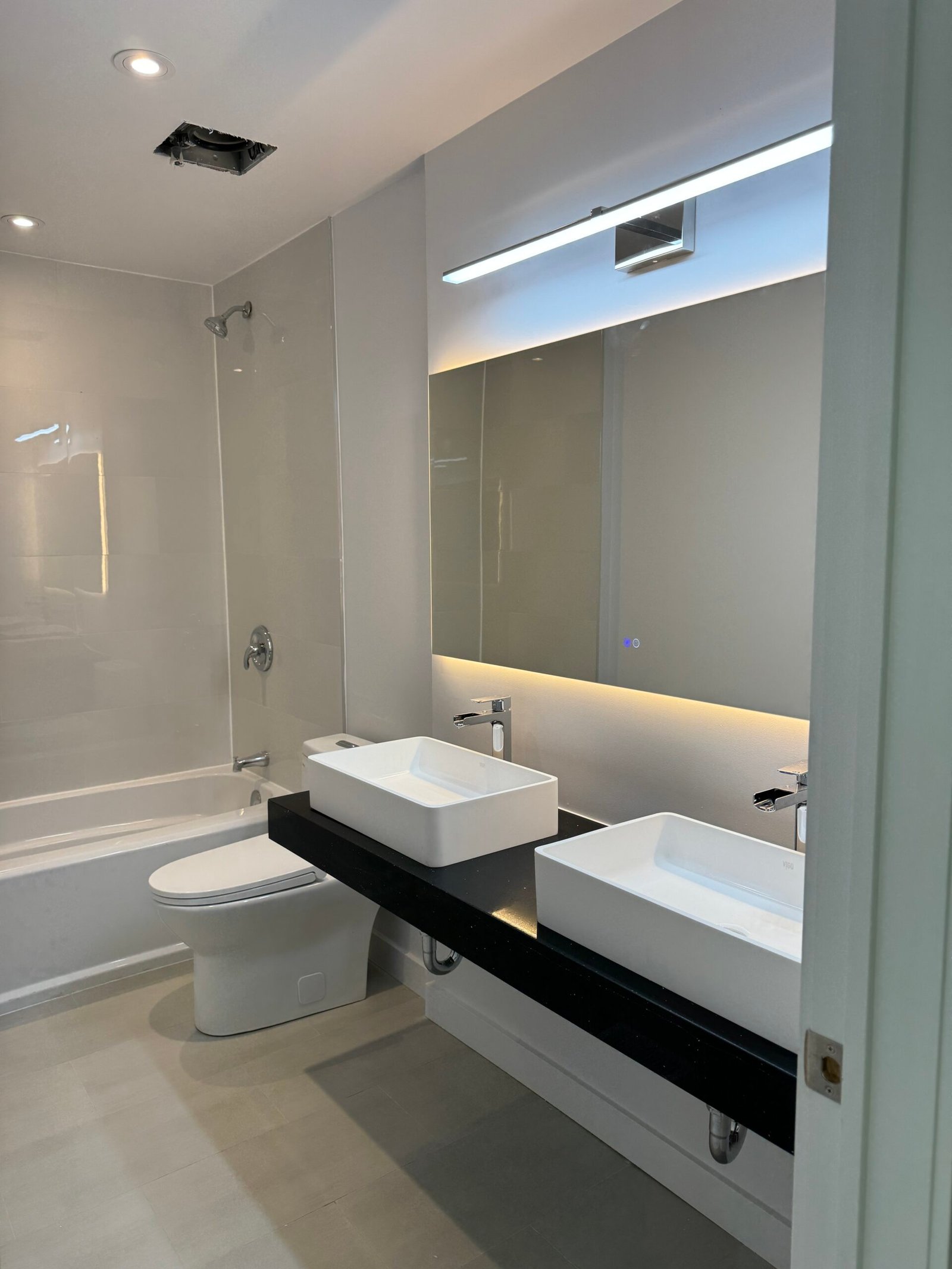 Bathroom vanity design