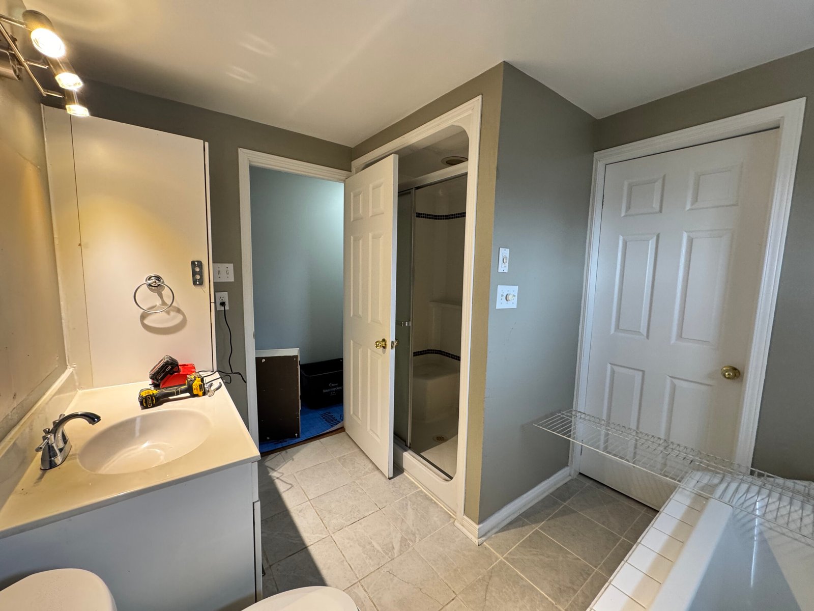 Bathroom tile detail